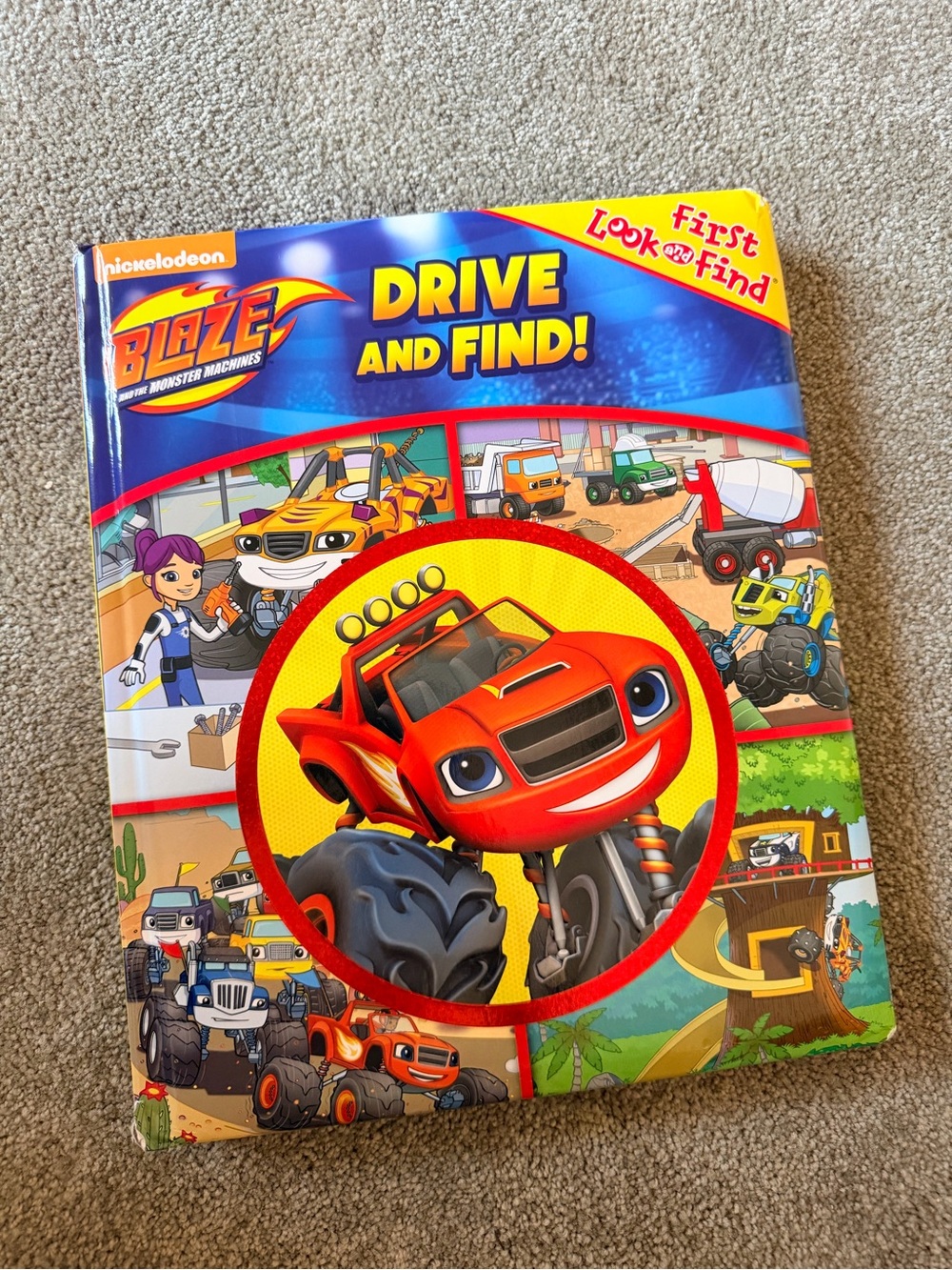 Blaze and the Monster Machines-Drive & Find! First Look and Find activity book